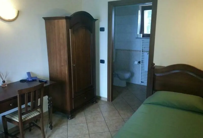バルコニー付きシングルスタンダードルーム, Agriturismo Cascina Del Peso