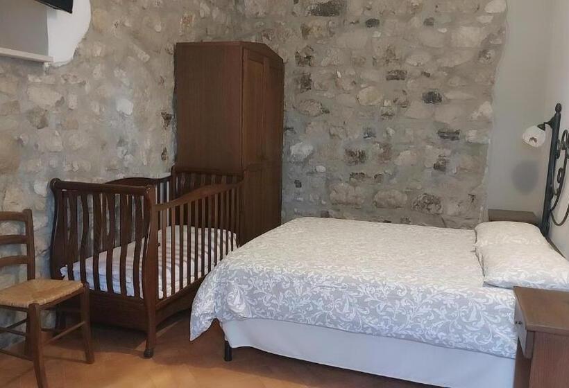 Номер Стандарт Вид на Бассейн, Tenuta Chianchito