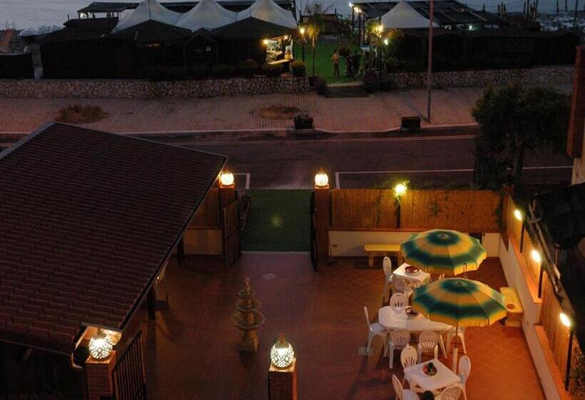 غرفة ديلوكس عائلية, Casa Vacanze Due Passi E Il Mare