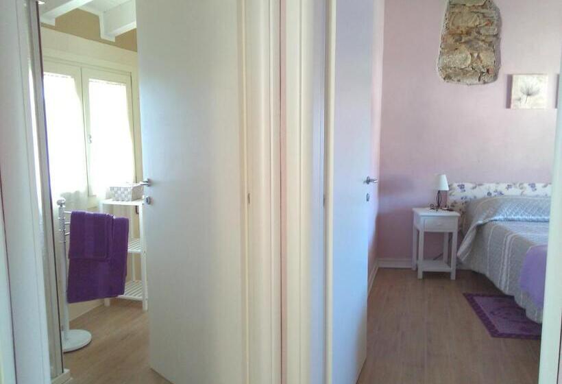 חדר סטנדרט לארבעה, Il Cortile Friendly House