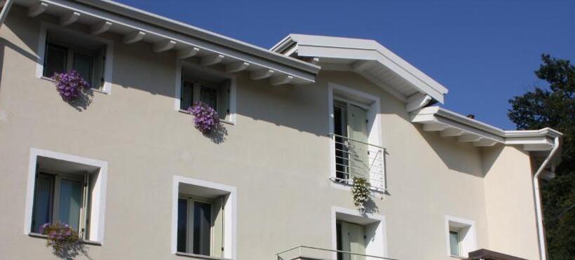 חדר סטנדרט לארבעה, Il Cortile Friendly House