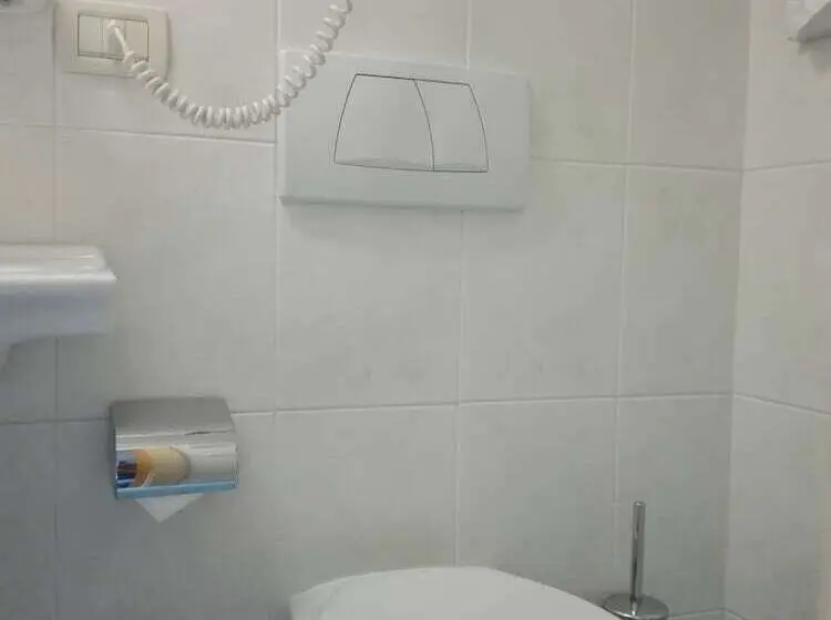 اتاق استاندارد سه نفره, Pension Sonnalp