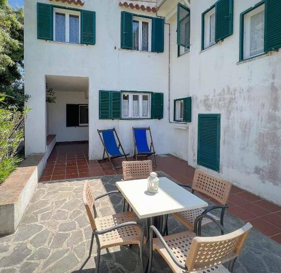 带1个卧室的带阳台的公寓, Azienda Agricola Sapereta