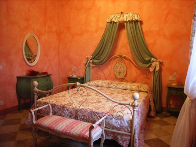 غرفة قياسية, Taverna Di Bibbiano