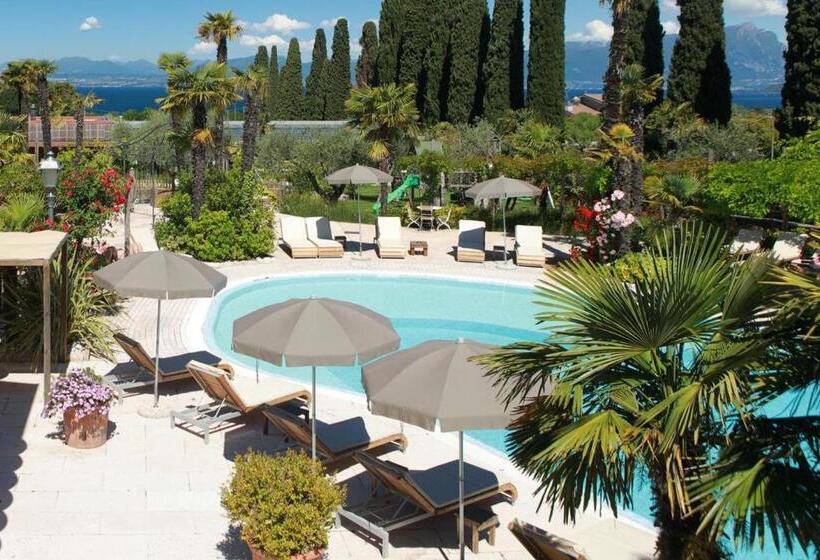 带露台的小型套房, La Boheme Chambres