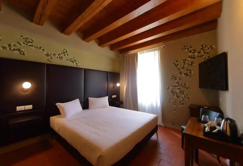 デラックスルーム, La Boheme Chambres