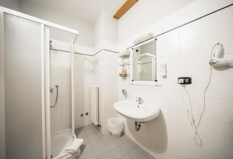 スタンダードルーム, La Cantinota Locanda De Manincor Rooms