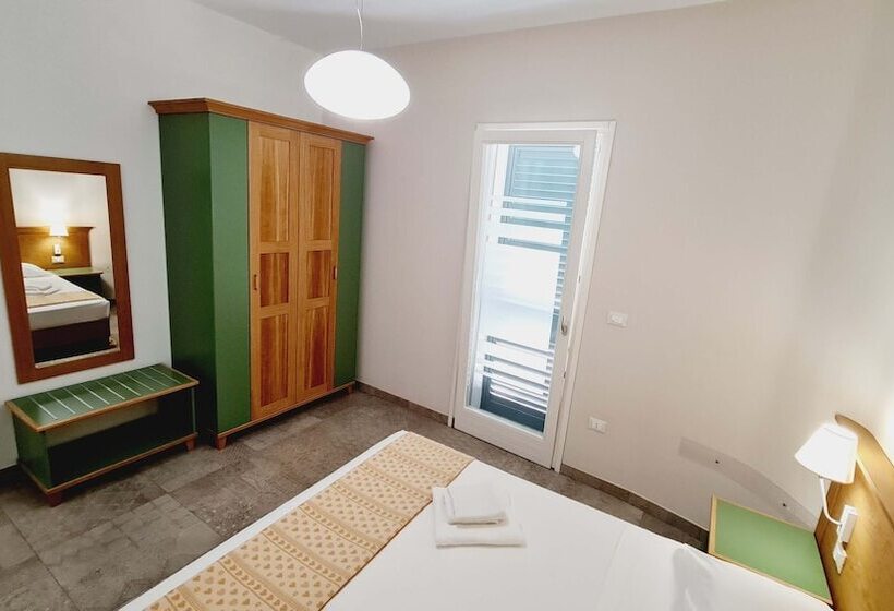 آپارتمان 1 خوابه, Residence Il Colle