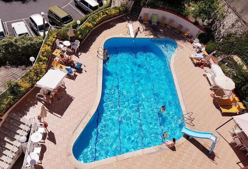 Апартаменты 1 Спальня, Residence Olivotti