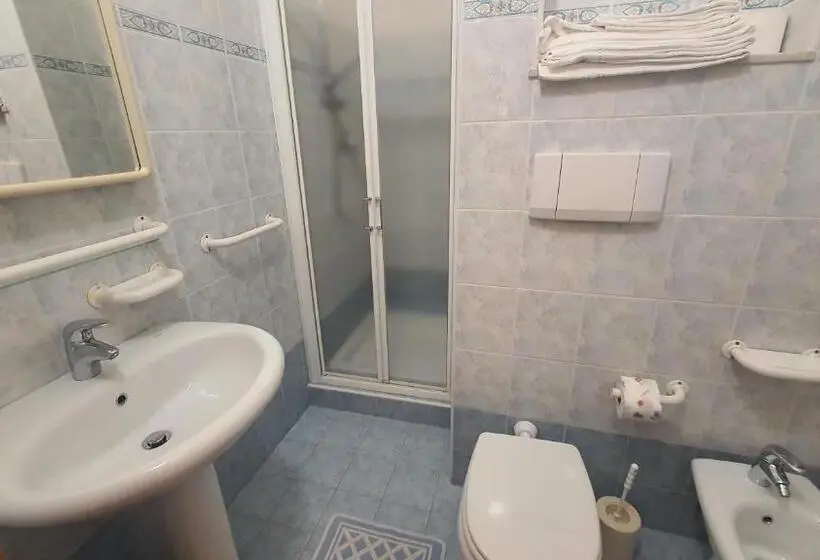 آپارتمان 2 خوابه, Residence Olivotti