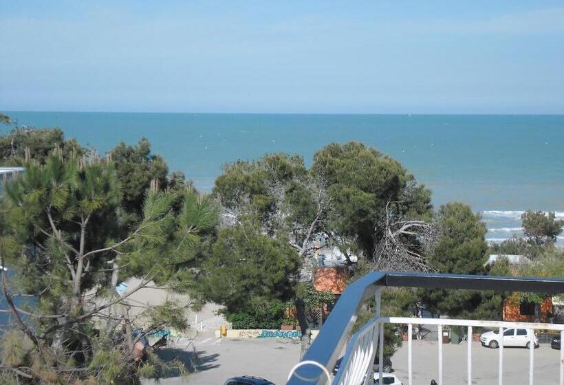 带1个卧室的带阳台的公寓, Silvi Marina Sea Resort