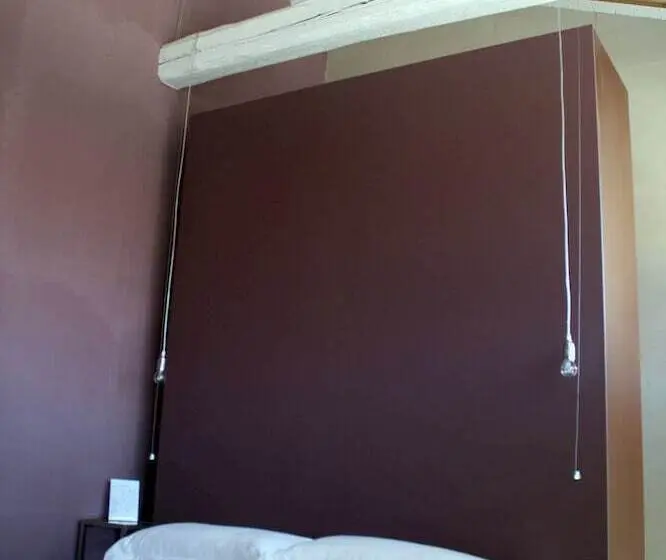 スタンダードスタジオ, Agriturismo Casamatilda