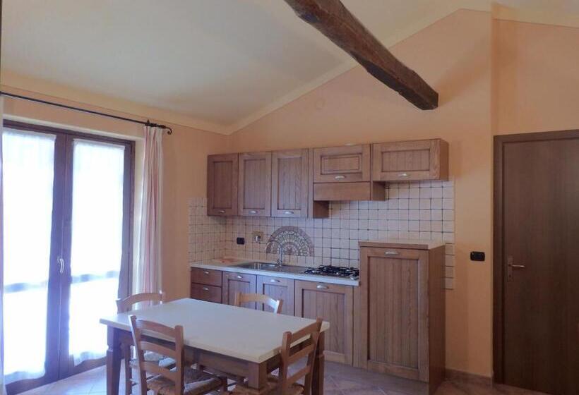 شقة غرفتين, Agriturismo L Ciabot