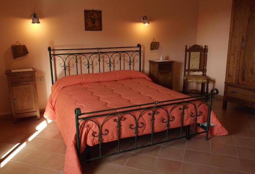 2 Bedrooms Apartment Lake View, Agriturismo Vergelle