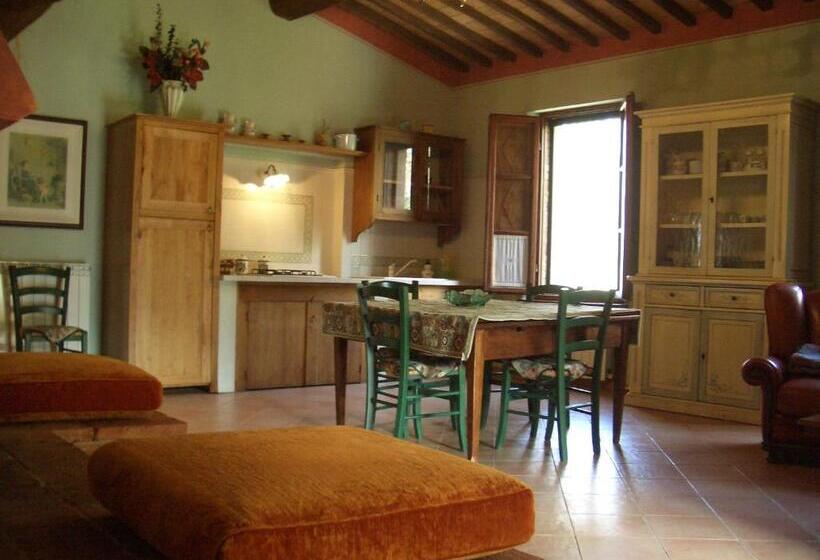 2 Bedrooms Apartment Lake View, Agriturismo Vergelle