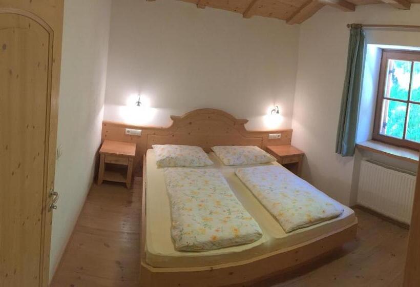 带2个卧室的公寓, Lafreiderhof