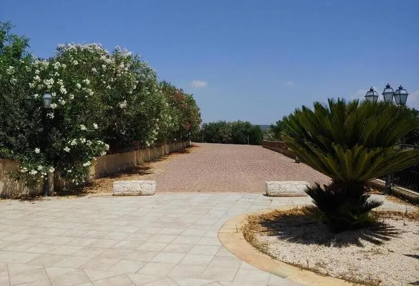اتاق خانوادگی, Tenuta Bellaprima Caltagirone
