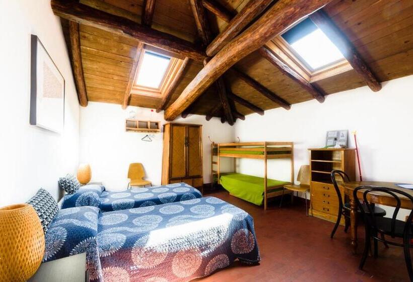 اتاق استاندارد چهار تخته, I 4 Gatti