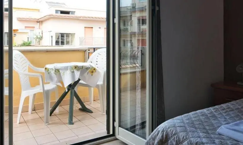 バルコニー付きスタンダードルーム, La Casa Degli Artisti 1