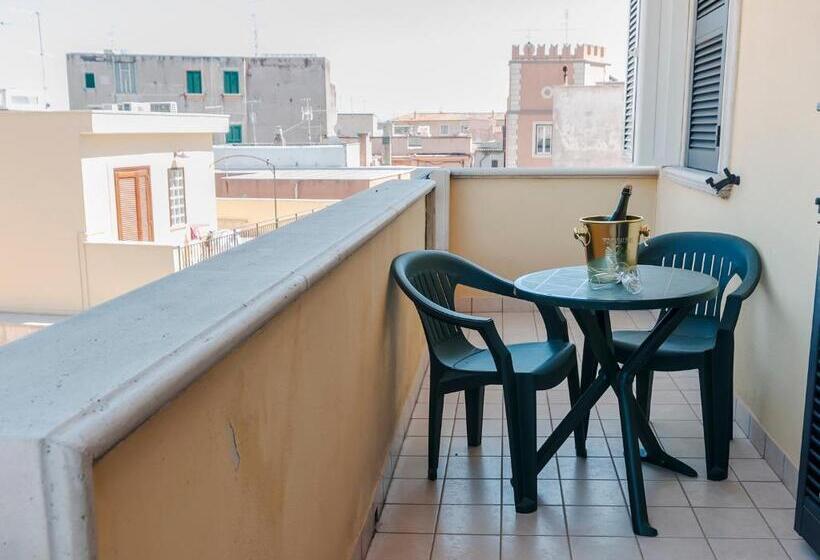 Номер Стандарт с Балконом, La Casa Degli Artisti 1