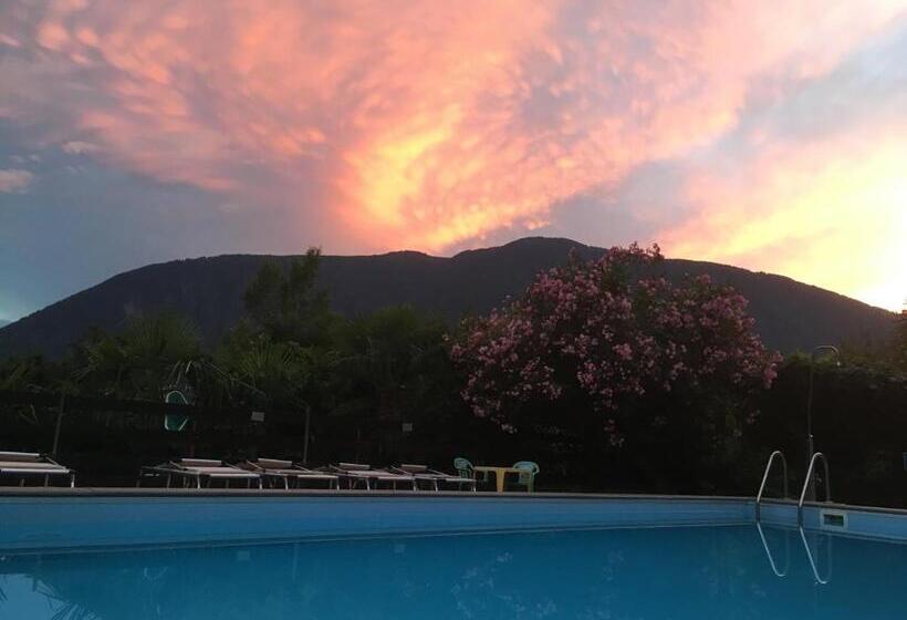 شقة غرفة واحدة, Residence Bichler