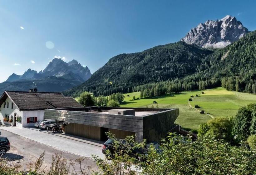 Апартаменты 1 Спальня, Villa Rainer