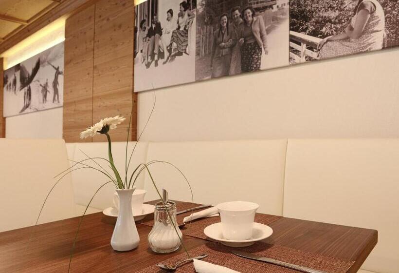 스탠다드 발코니 룸, Apart Residence Rautal S