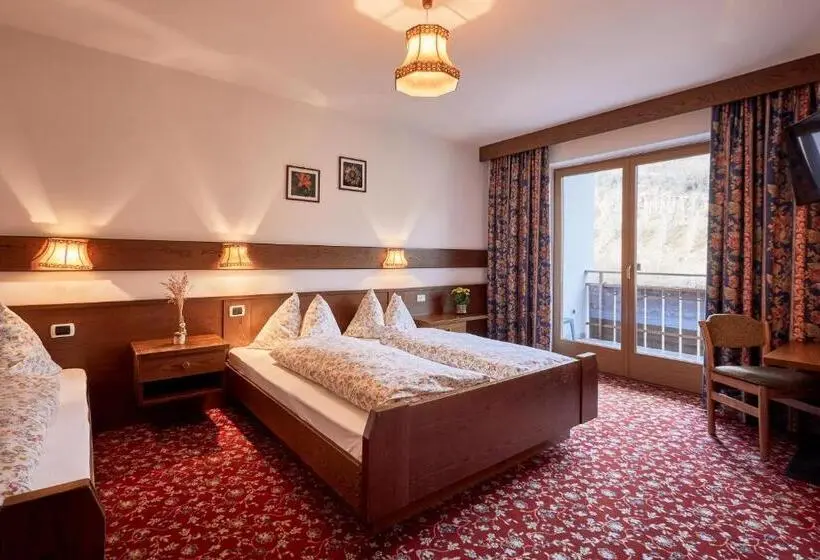 Perhehuone, Ferienpension Zummüllerhof