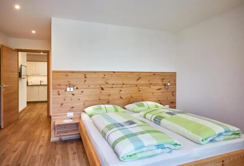 Huoneisto 1 Makuuhuone, Ferienpension Zummüllerhof