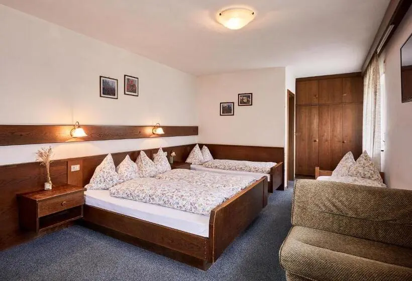 Classic Kolmen Hengen Huone, Ferienpension Zummüllerhof
