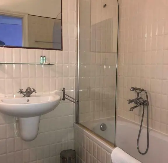 اتاق استاندارد سه نفره, Agriturismo Cerrolungo