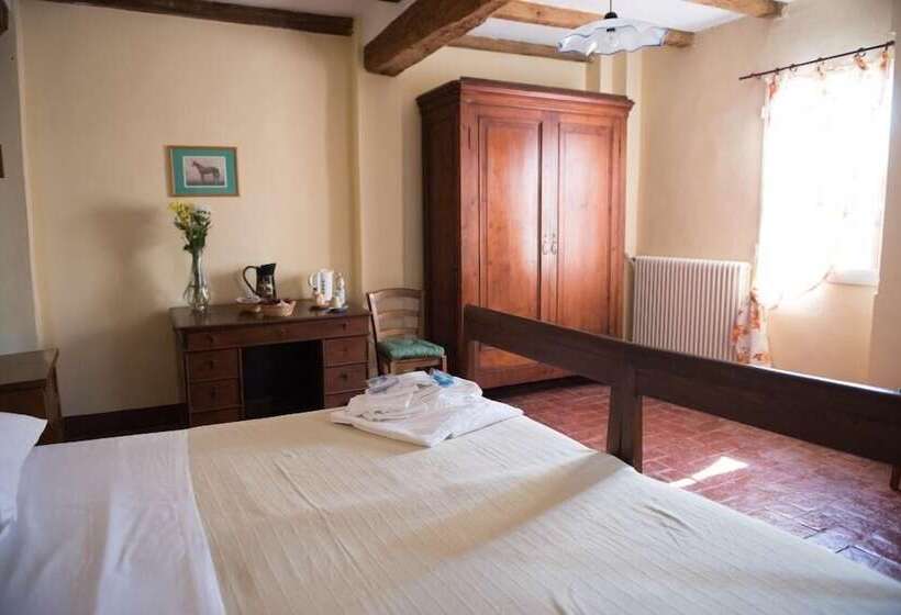 スタンダードトリプルルーム, Agriturismo Montevecchio Isolani