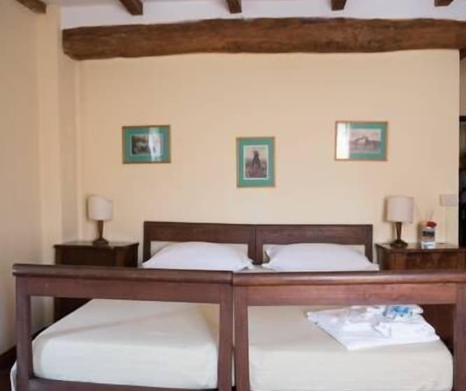 スタンダードトリプルルーム, Agriturismo Montevecchio Isolani