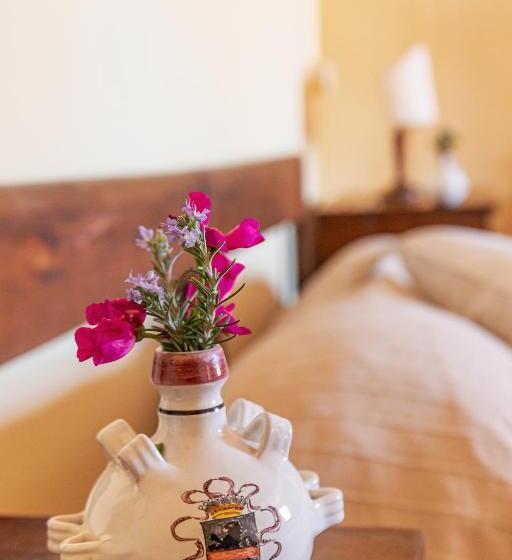 スタンダードトリプルルーム, Agriturismo Montevecchio Isolani