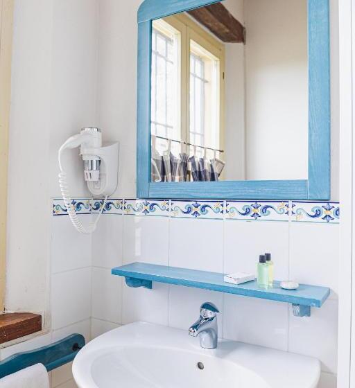 スタンダードスタジオ, Agriturismo Montevecchio Isolani