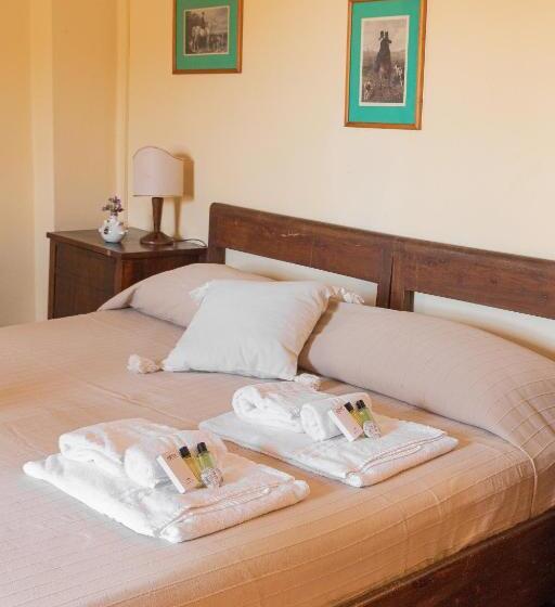 スタンダードトリプルルーム, Agriturismo Montevecchio Isolani