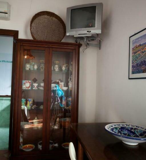 컴포트 트리플 룸, Turismo Rurale Baglio Fastuchera