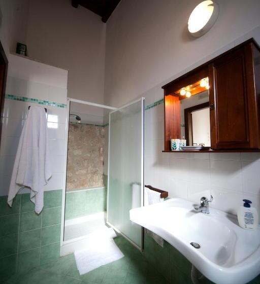 컴포트 트리플 룸, Turismo Rurale Baglio Fastuchera