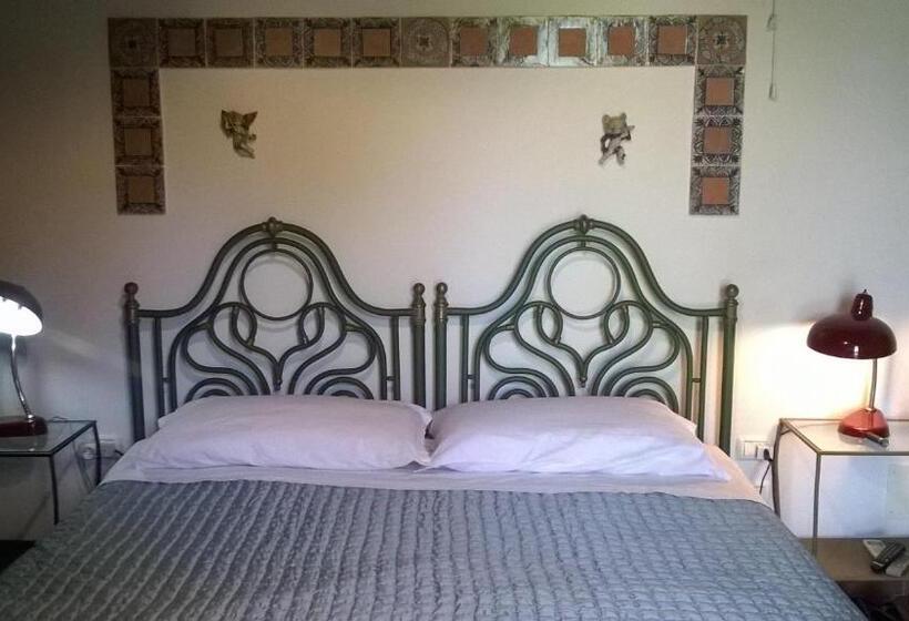 컴포트 트리플 룸, Turismo Rurale Baglio Fastuchera