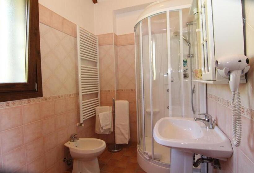 דירת חדר, Il Feudo Dei Pierleoni