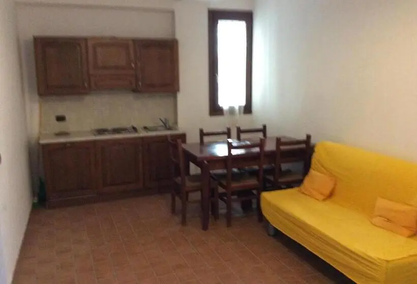 1 Schlafzimmer Apartment, Il Feudo Dei Pierleoni