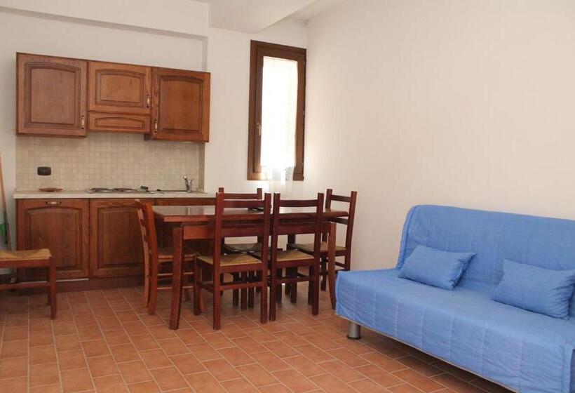 דירת שני חדרים, Il Feudo Dei Pierleoni