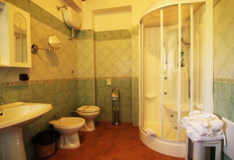 סוויטה עם ג'קוזי, Il Feudo Dei Pierleoni