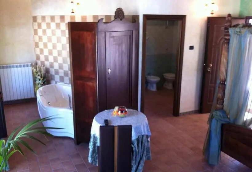 Suite mit Hydromassage, Il Feudo Dei Pierleoni