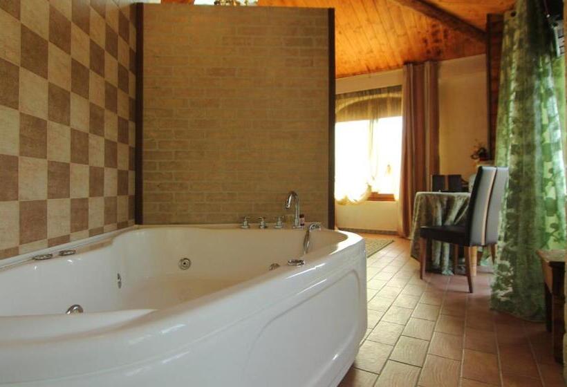 סוויטה עם ג'קוזי, Il Feudo Dei Pierleoni