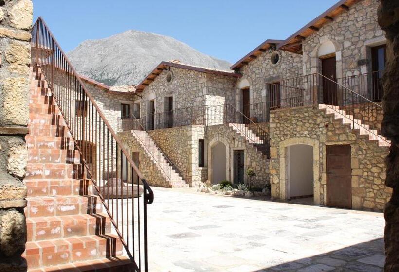 דירת שני חדרים, Il Feudo Dei Pierleoni