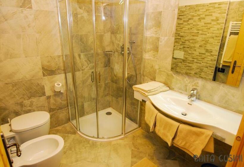 ２ベッドルームデラックスアパートメント, Residence Baita Cusini