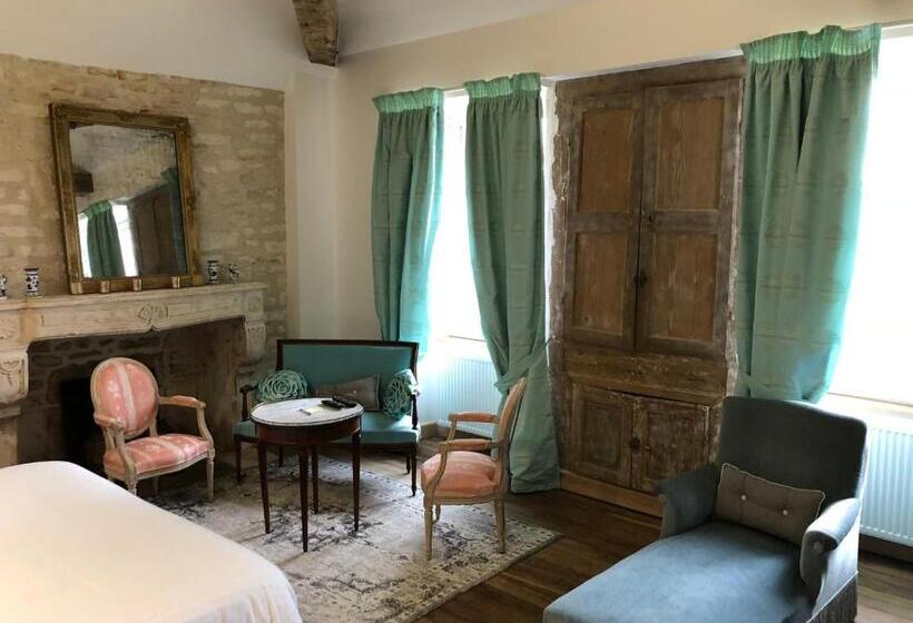 Трехместный Номер Стандарт Вид на Сад, Hermitage St Roch