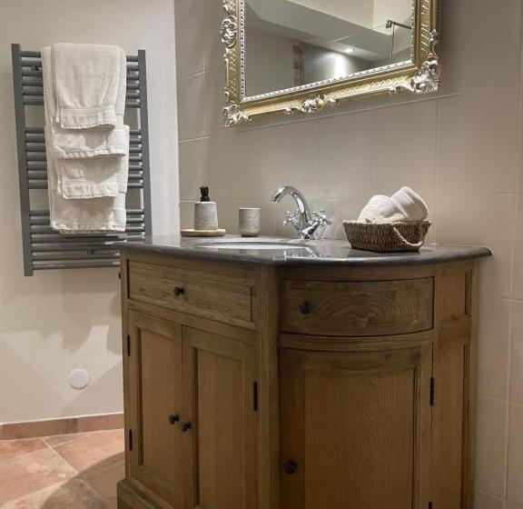 带花园景观的标准三人间, Moulin De Laboirie