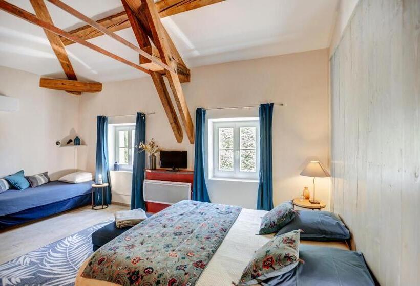 コンフォートトリプルルーム, Le Domaine De L Osage